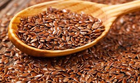 اگر می‌خواهید موهایی سالم داشته باشید از این دانه گیاهی مصرف کنید