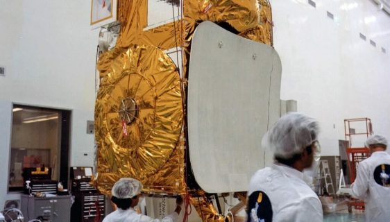 ماهواره INSAT-1
