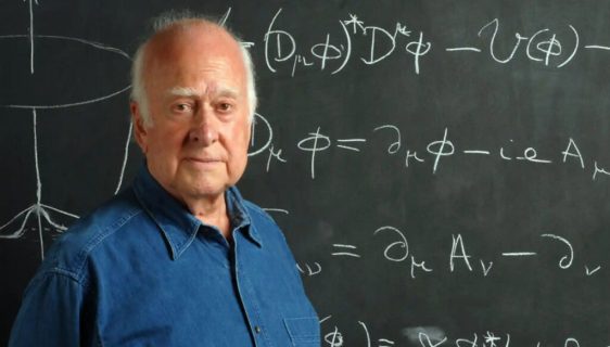 پیتر هیگز، فیزیکدان پیشنهادکننده «ذره خدا» در 94 سالگی درگذشت