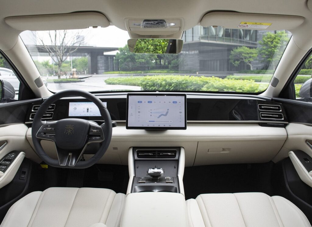 BYD Qin L