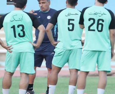 لباس‌های تمرینی جالب استقلال خوزستان با نام فارسی بازیکنان