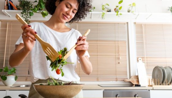 برای کاهش وزن نوع غذا مهم‌تر از میزان کالری است